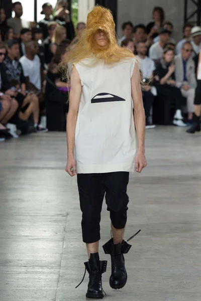 Look 20